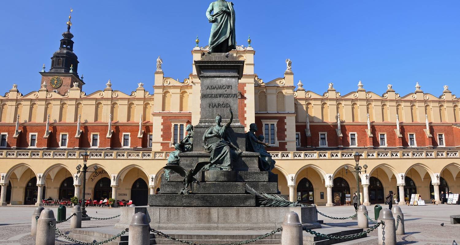 Krakow Old Town Wawel Castle St Mary's Church Poland