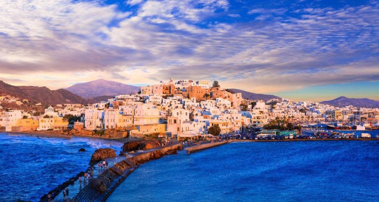Discovery of Athens, Naxos & Santorini