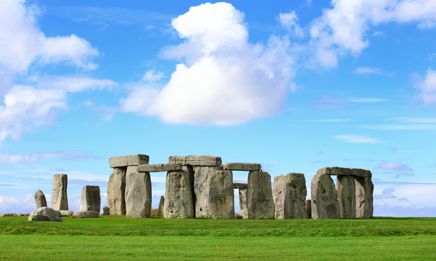 Stonehenge and Cotswolds Day Trip from London – Stonehenge ancient stone circle