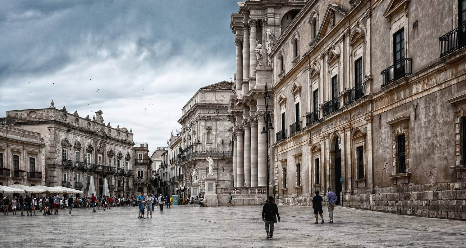 Syracuse Ortigia Cathedral Arethusa Fountain UNESCO Sicily