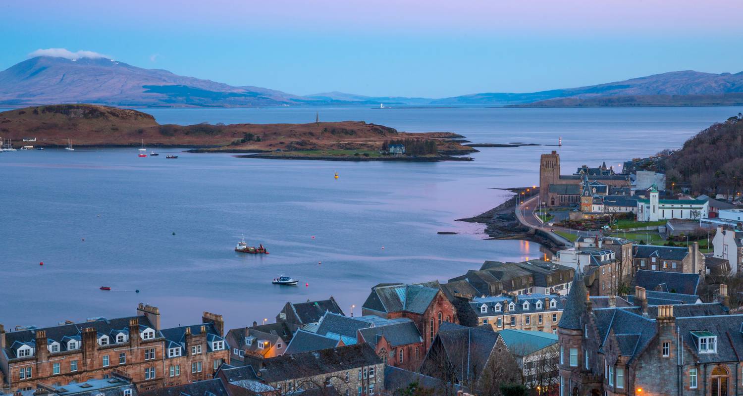 Bowmore Distillery 240 years history Isle of Islay Scotland