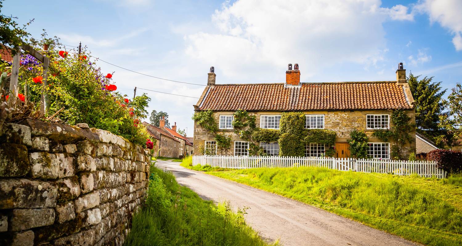 The Best of York Small-Group Tour – historic York, wild moors and stunning dales